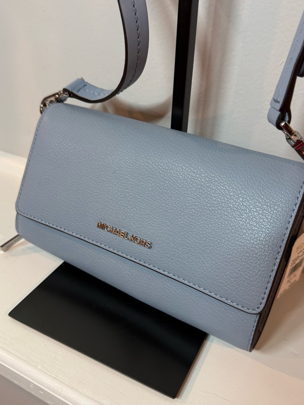 Michael Kors jet set Blue Pebbled Leather Crossbody Bag - Picture 2 of 11